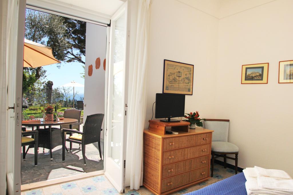 Casa Augusto B&B Capri Room photo